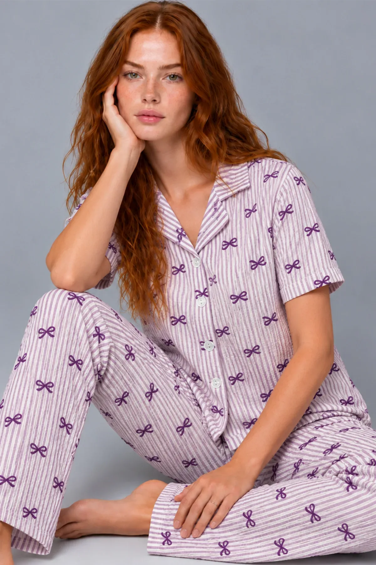 Kadın Çizgili Fiyonk Desenli Kısa Kollu Pijama Takımı 4811