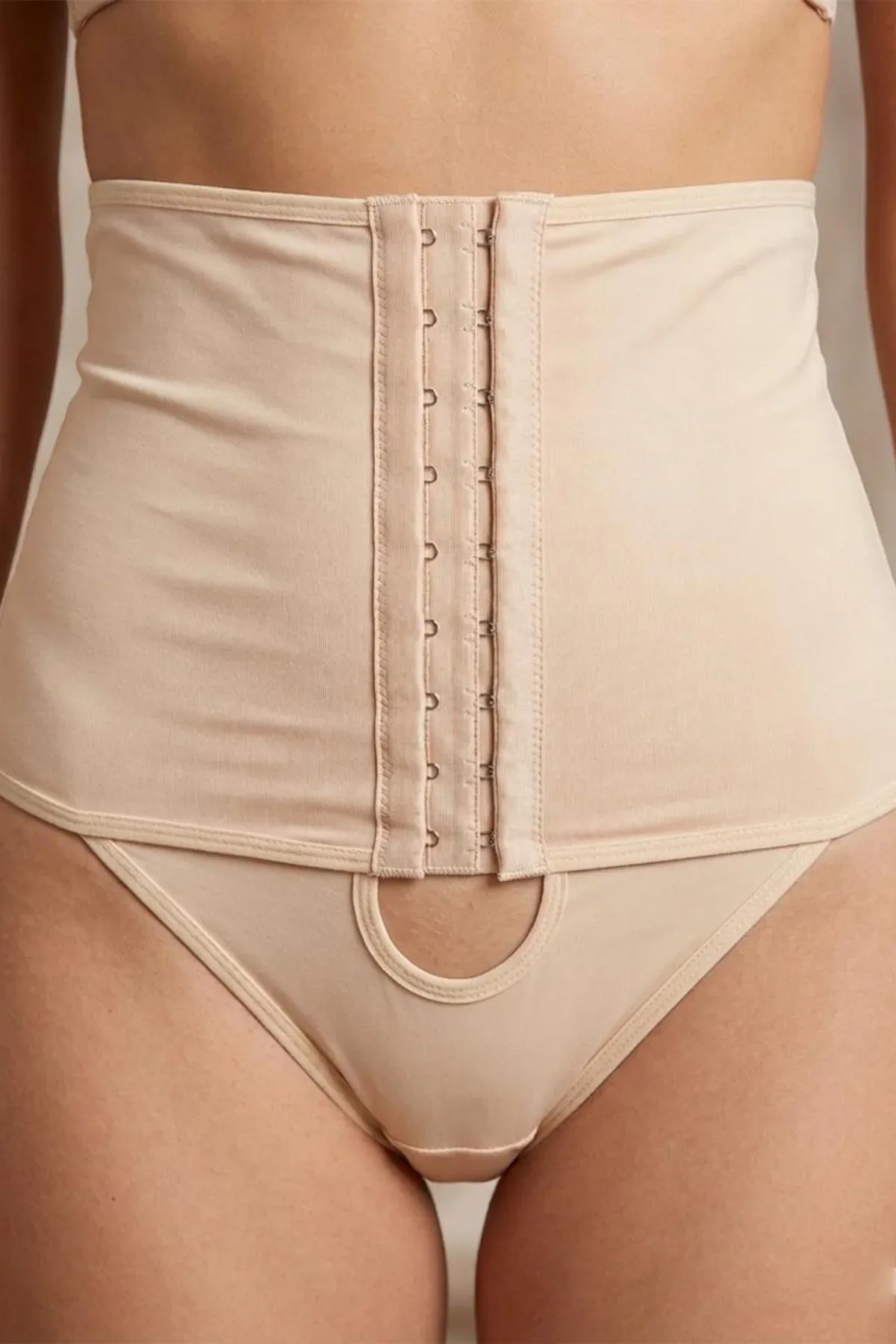 Bel Toparlayıcı Önden Agraflı Slip Korse 1053 -